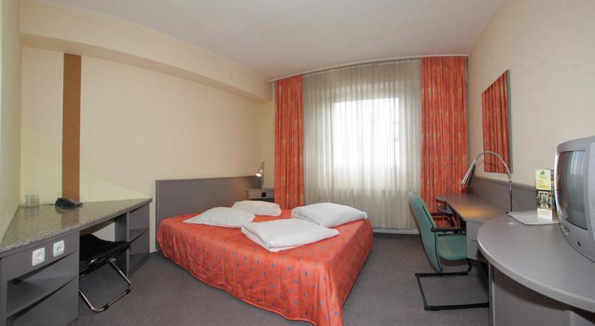 Hotel Seneca Baia Mare Ngoại thất bức ảnh