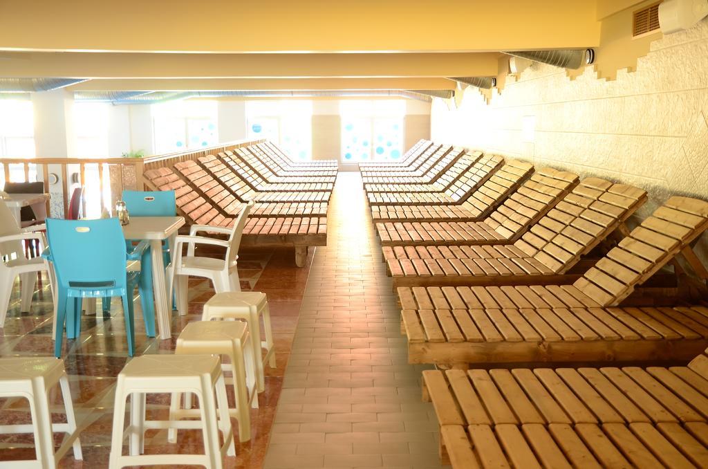 Hotel Seneca Baia Mare Ngoại thất bức ảnh