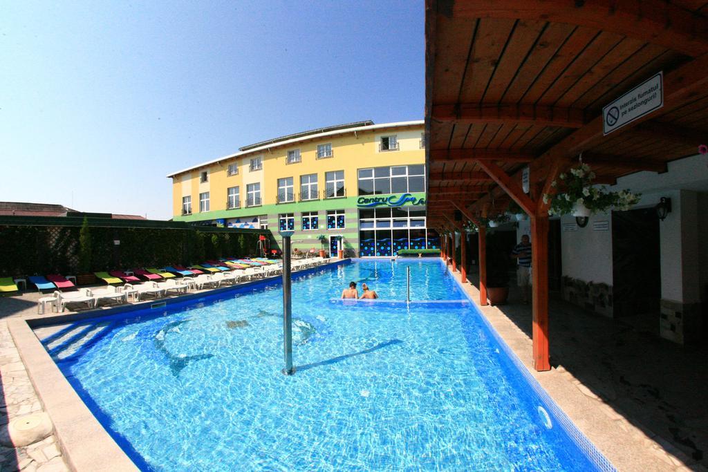 Hotel Seneca Baia Mare Ngoại thất bức ảnh